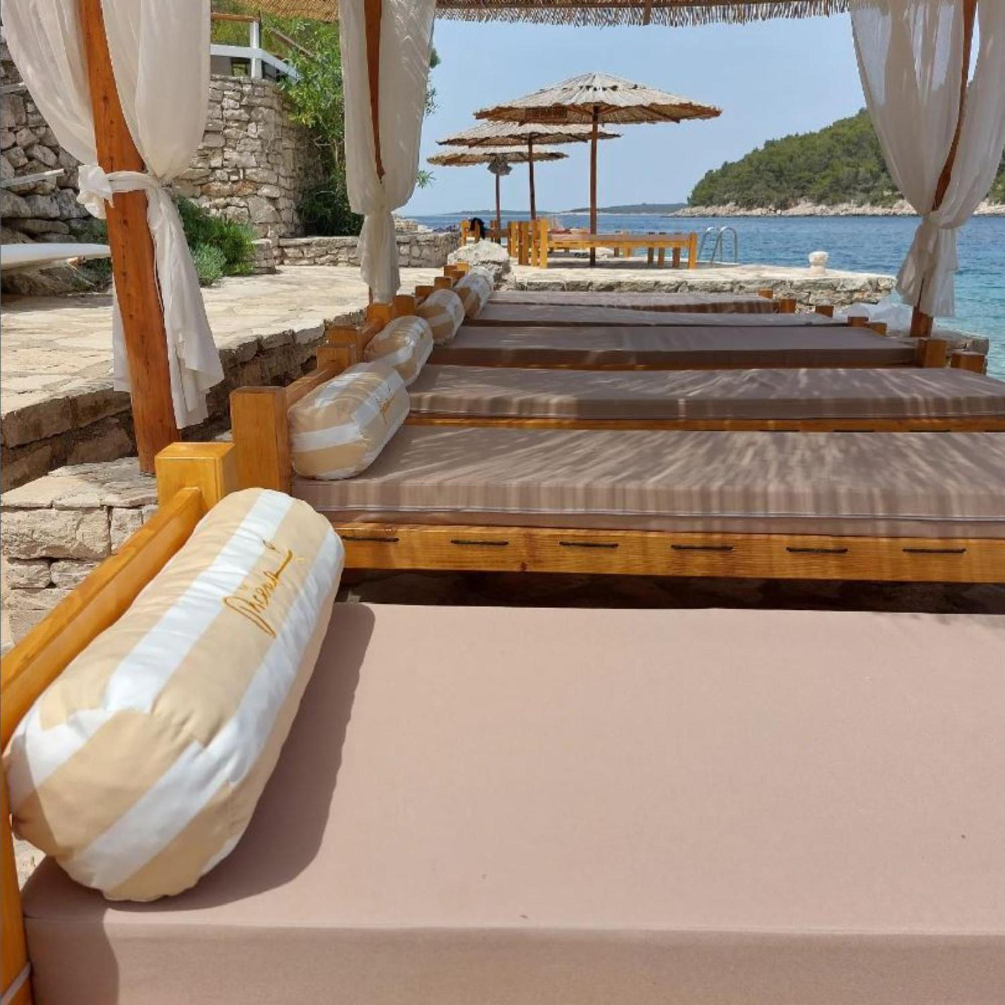 Holiday Home Sunny Side Vela Luka Eksteriør billede